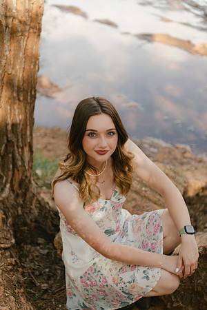 Tess senior-2