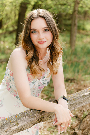 Tess senior-8