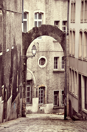 Arched Alleyway